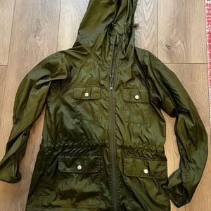 Green Eddie bauer light weight rain coat